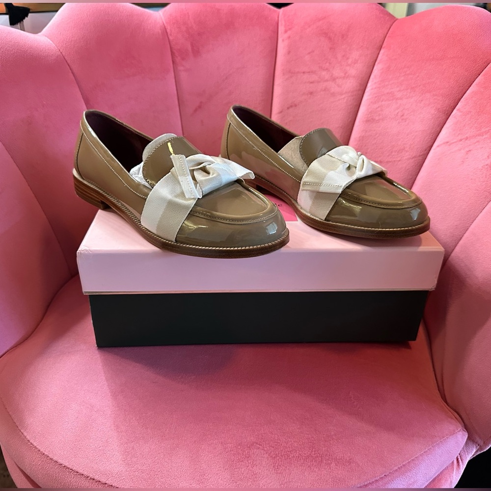 Kate Spade Beige Loafers with Bow Detail